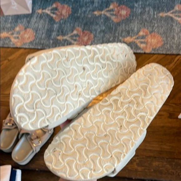 1774 Birkenstock Quilted Slide Sandals in Cream - Picture 8 of 8